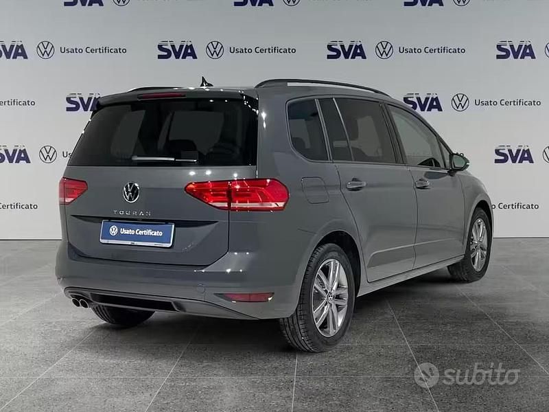 Nuova VW Touran 150 CV (110 kW) 2025 Grigio Monovolume