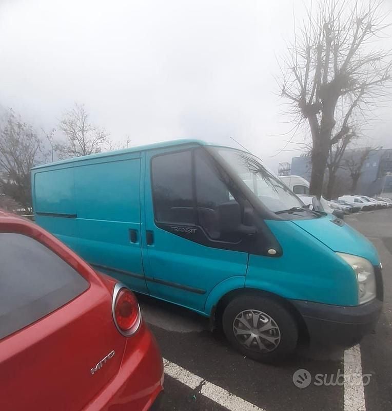 Usata Ford Transit 2013 Verde Berlina