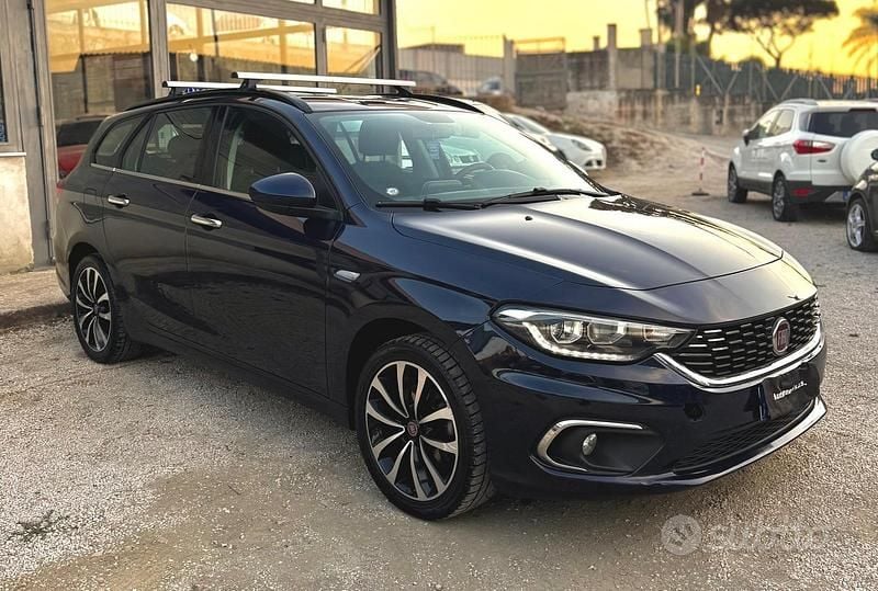 Usata Fiat Tipo Lounge 120 CV (88 kW) 2016 Blu Station wagon