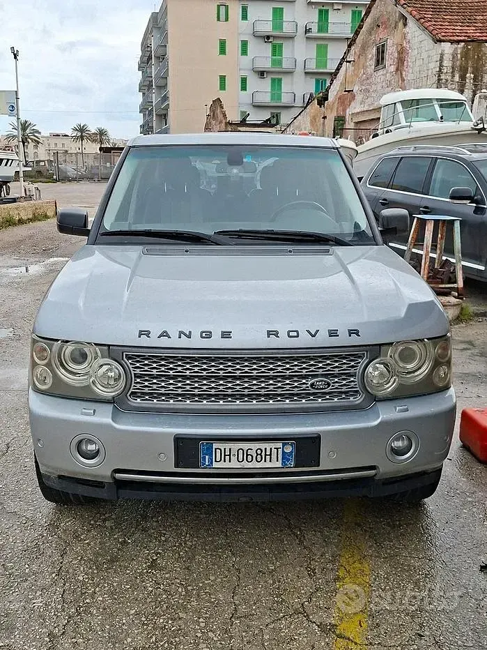Usata Land Rover Range Rover Vogue 272 CV (200 kW) 2007 Grigio SUV