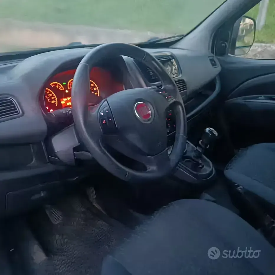 Usata Fiat Doblò 105 CV (77 kW) 2014 Bianco Monovolume