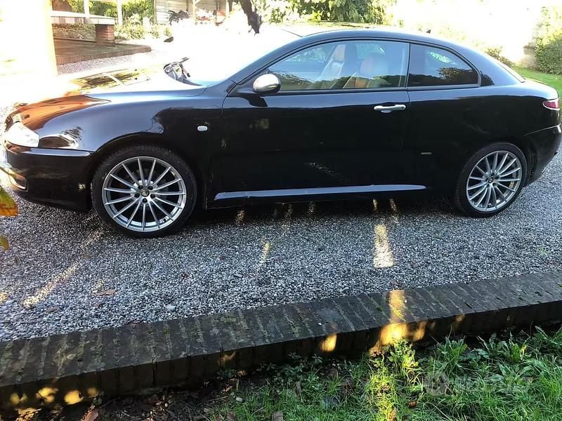 Usata Alfa Romeo GT 166 CV (122 kW) 2008 Coupé