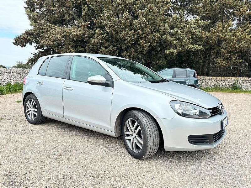 Usata VW Golf VI Comfortline 140 CV (102 kW) 2009 Grigio Utilitaria