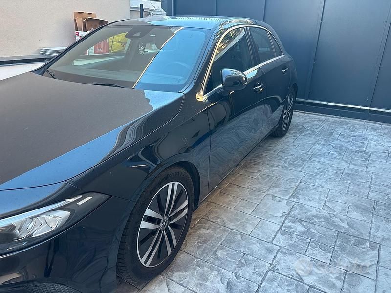 Usata Mercedes A160 Night 95 CV (69 kW) 2022 Nero Berlina