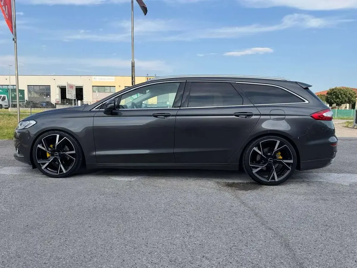 Usata Ford Mondeo Business Edition 150 CV (110 kW) 2015 Grigio Station wagon