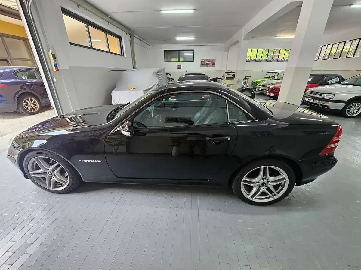 Usata Mercedes SLK200 Edition 163 CV (119 kW) 2004 Nero Cabrio