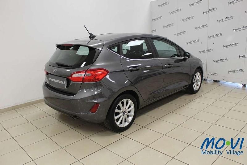 Usata Ford Fiesta Titanium 75 CV (55 kW) 2020 Grigio Utilitaria