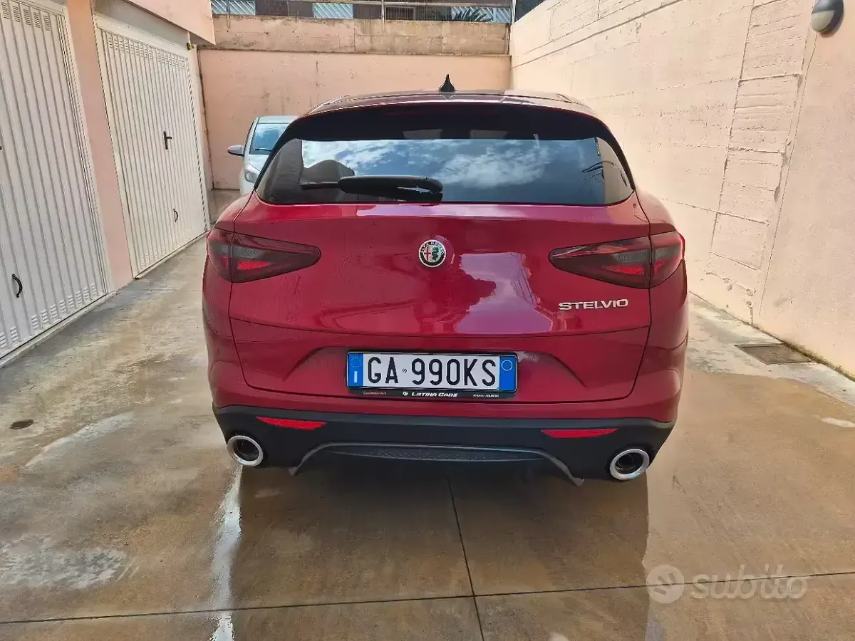 Usata Alfa Romeo Stelvio Tech Edition 160 CV (117 kW) 2020 Rosso SUV