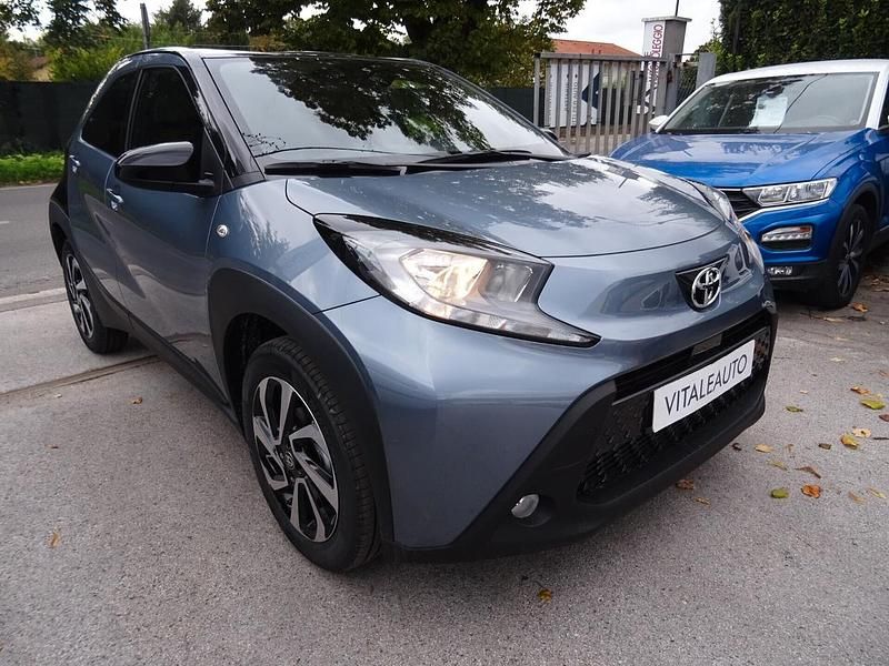 Nuova Toyota Aygo X Trend 72 CV (52 kW) 2025 Grigio SUV