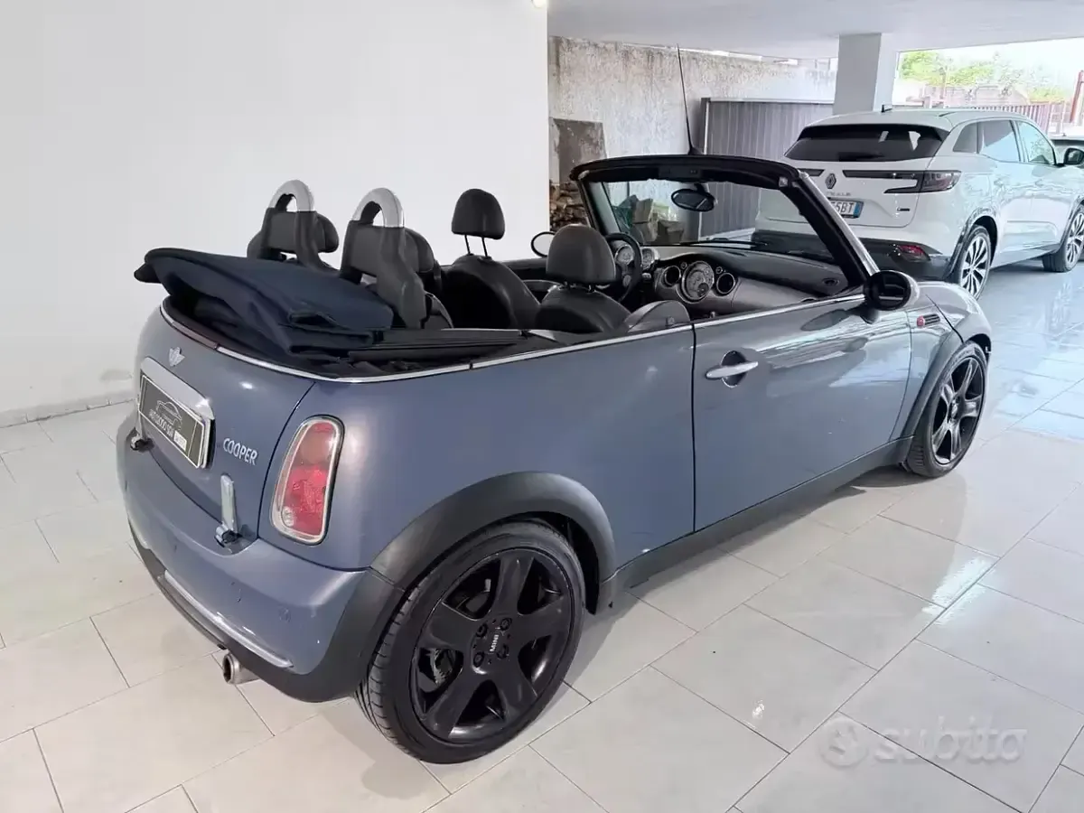 Usata Mini Cooper Cabriolet 116 CV (85 kW) 2006 Blu Cabrio