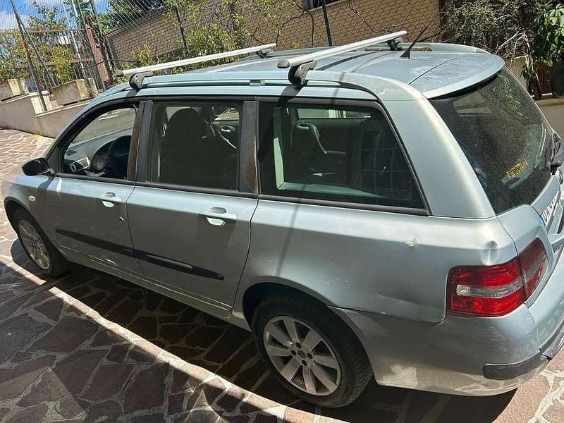 Usata 2006 Fiat Stilo Station wagon | 750 € (Ottimo prezzo) - Immagine 1/4