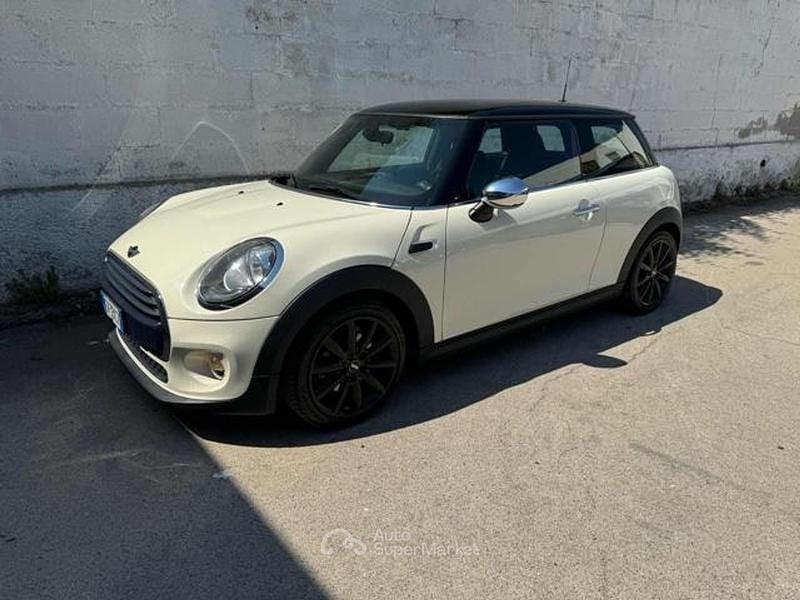 Usata Mini Cooper D 116 CV (85 kW) 2014 Beige metallizzato Utilitaria
