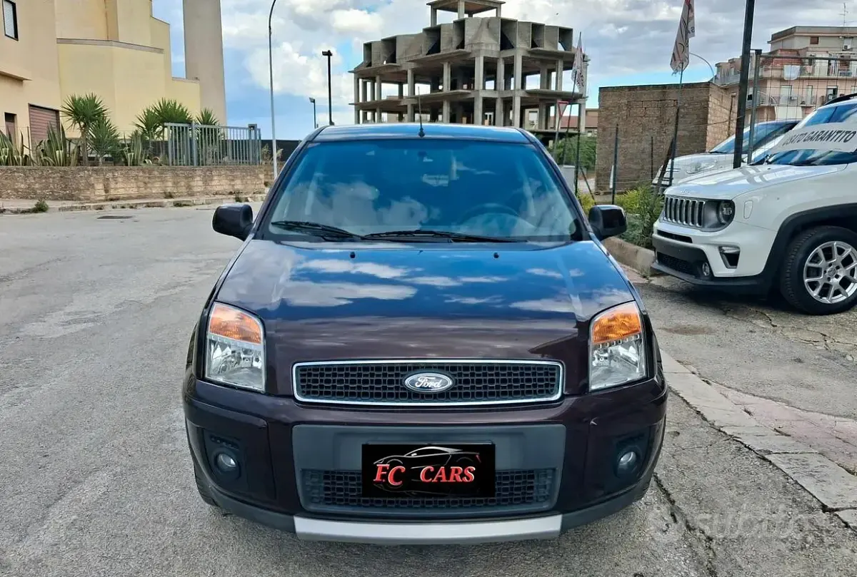 Usata Ford Fusion Titanium 69 CV (50 kW) 2010 Nero Utilitaria
