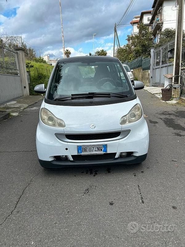 Usata Smart ForTwo Coupé Passion 71 CV (52 kW) 2007 Bianco Coupé