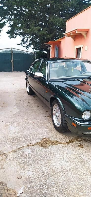 Usata Jaguar X300 Sovereign 1996 Verde Berlina