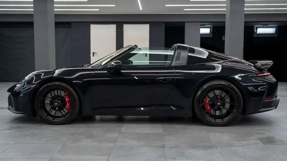 Usata Porsche 911 541 CV (397 kW) 2025 Nero jet metall perlato Cabrio