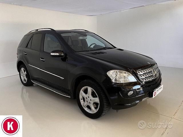 Usata Mercedes 280 190 CV (139 kW) 2007 Nero Station wagon