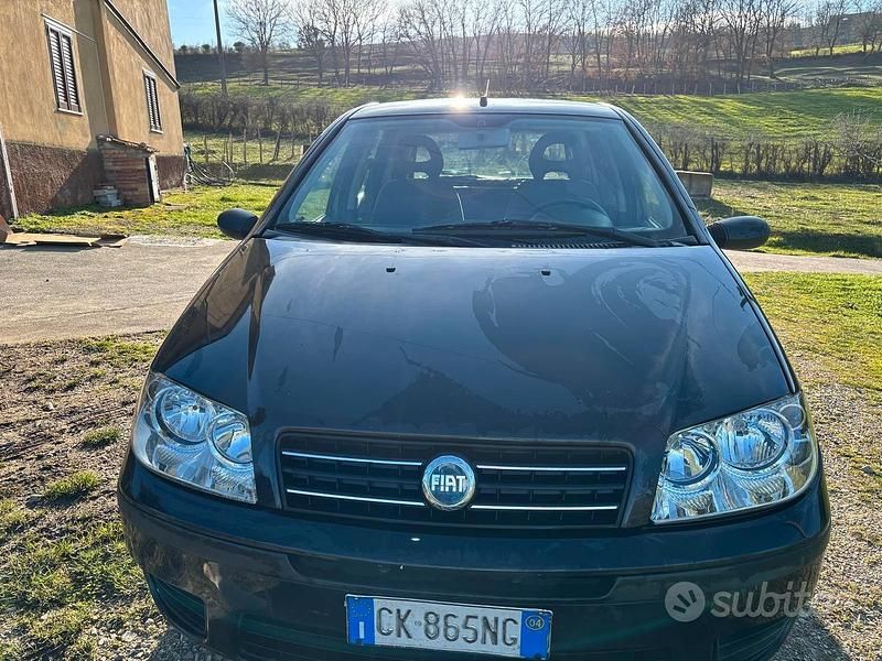 Usata Fiat Punto 2004 Nero Utilitaria