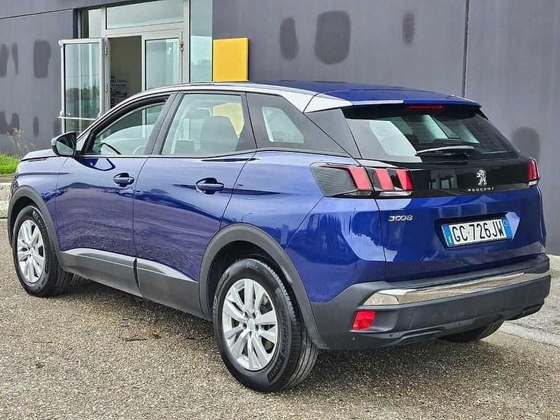 Usata Peugeot 3008 Business-Line 131 CV (96 kW) 2020 Blu SUV
