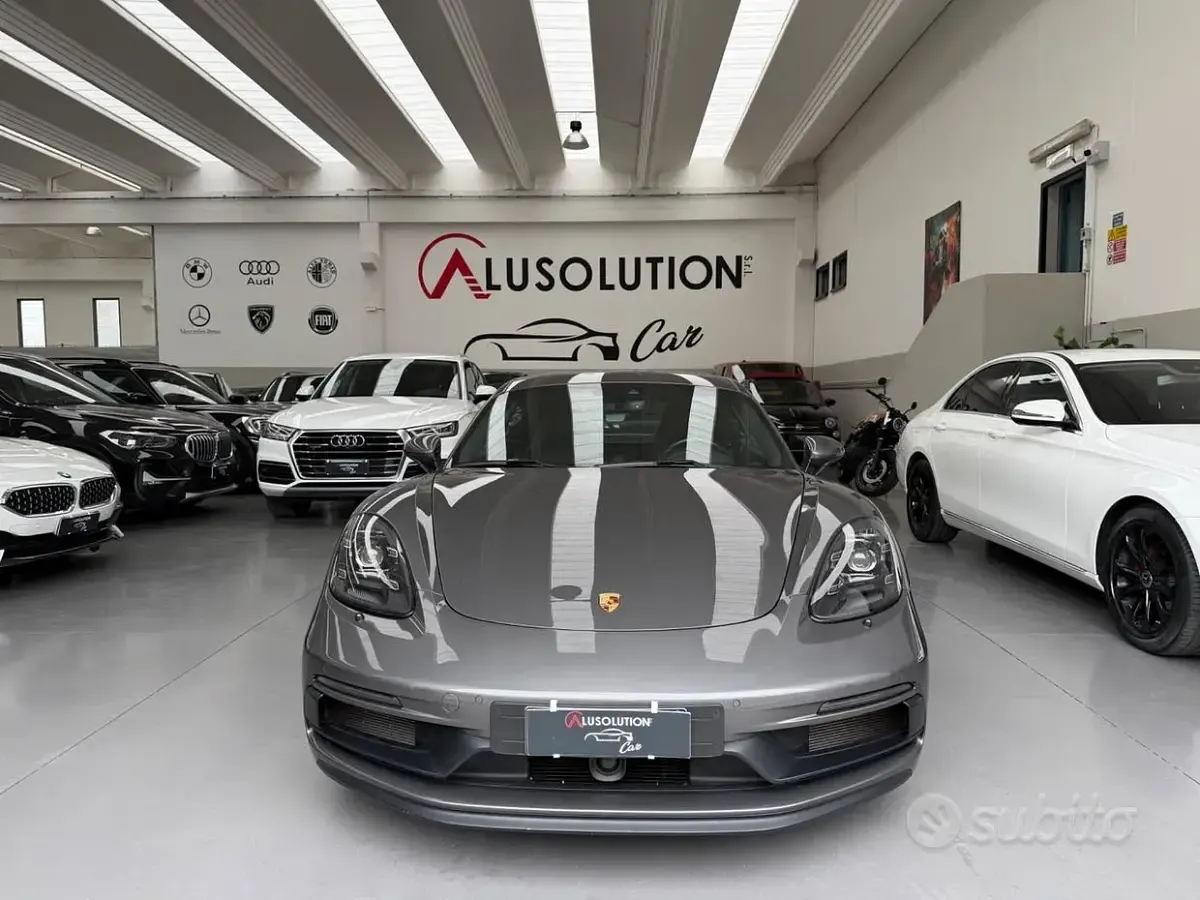 Usata Porsche 718 400 CV (294 kW) 2021 Grigio Coupé