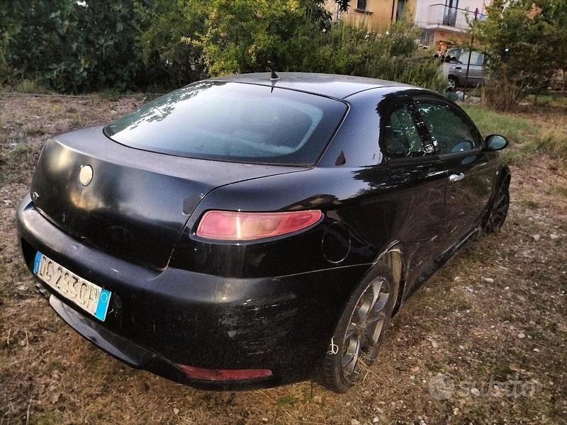 Usata Alfa Romeo GT Progression 150 CV (110 kW) 2007 Nero Coupé
