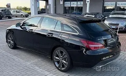 Usata Mercedes CLA200 136 CV (100 kW) 2017 Nero Coupé