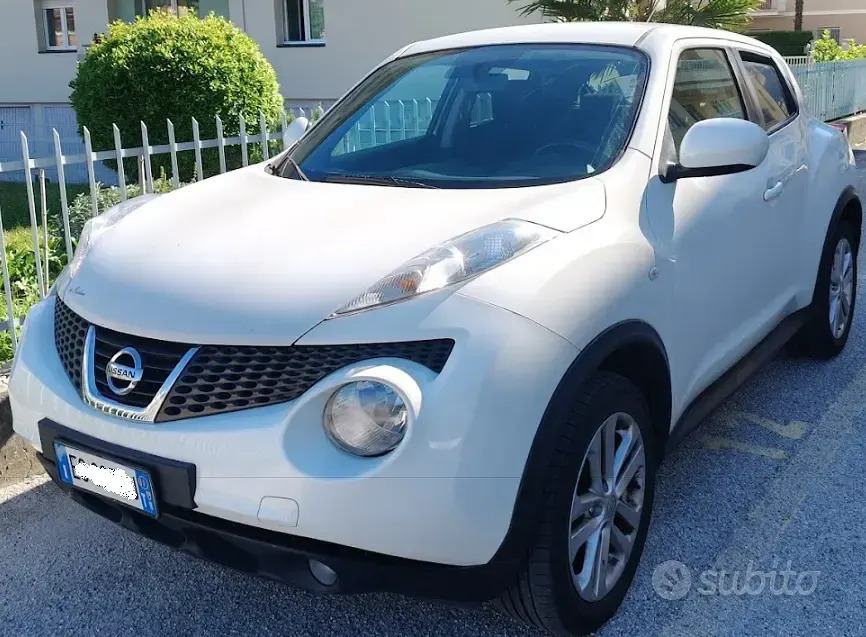 Usata Nissan Juke 117 CV (86 kW) 2011 Bianco SUV