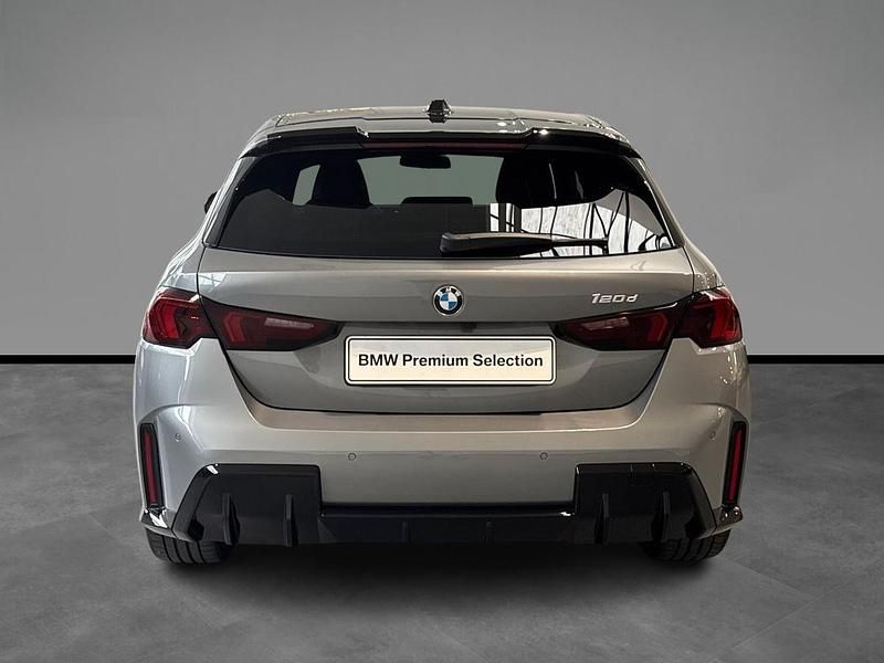 Usata BMW 120 Comfort Edition 163 CV (119 kW) 2024 Grigio Utilitaria