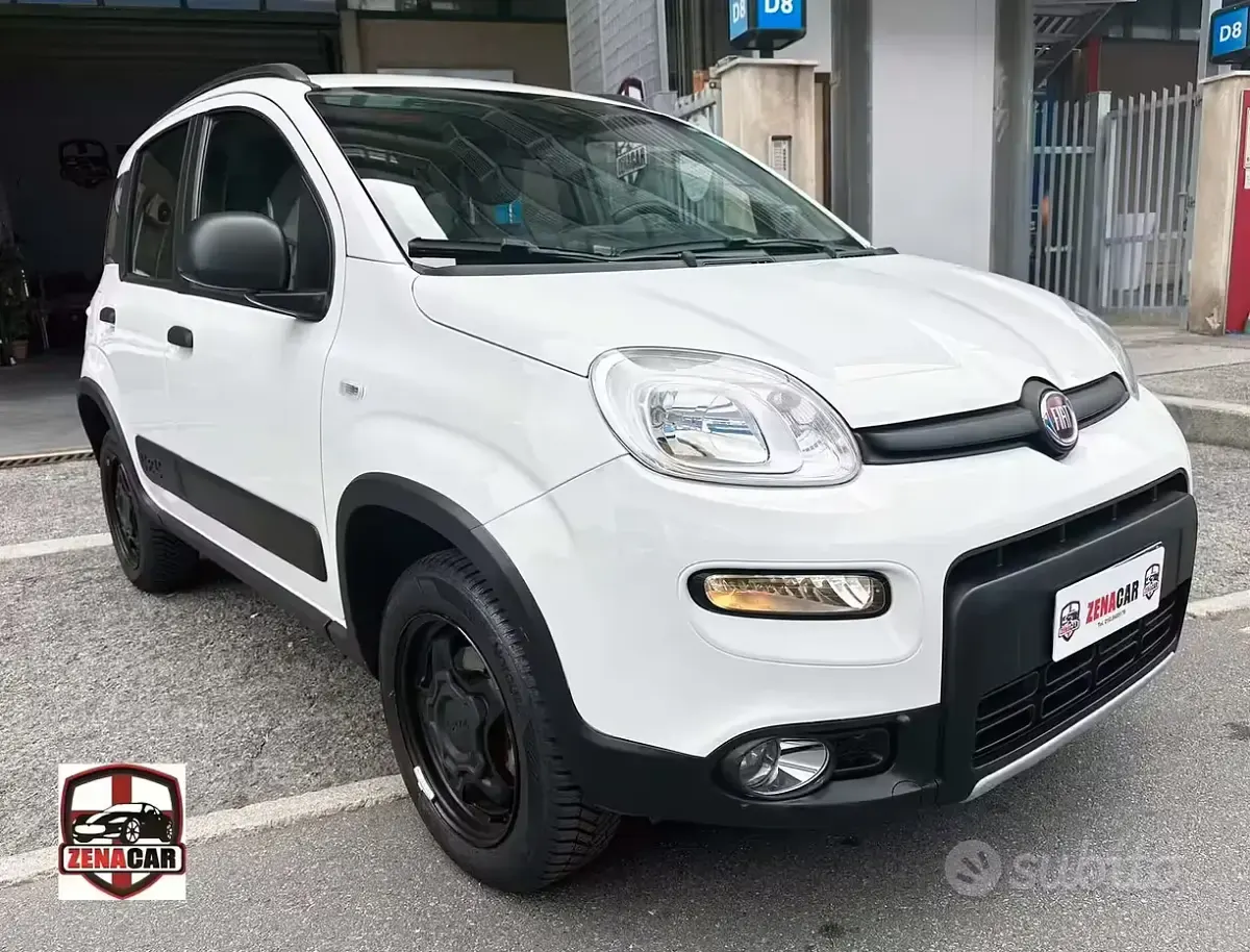 Usata Fiat Panda Cross Cross 85 CV (62 kW) 2022 Bianco Utilitaria