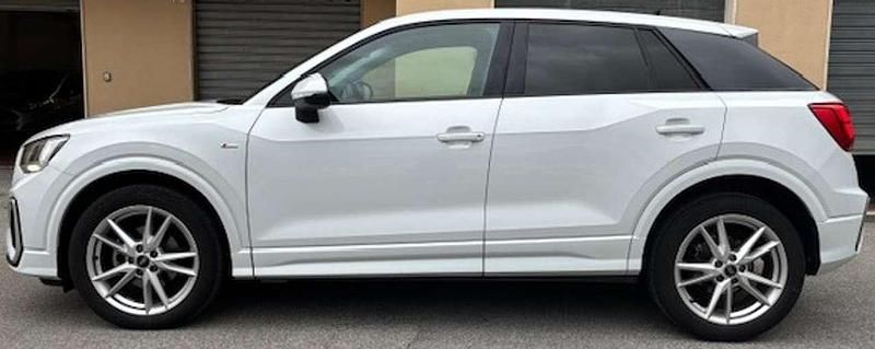 Usata Audi Q2 S-Line 116 CV (85 kW) 2023 Bianco perla SUV