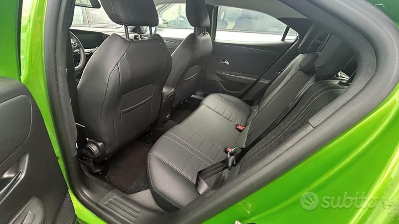 Usata Opel Mokka Ultimate 130 CV (95 kW) 2022 Verde SUV