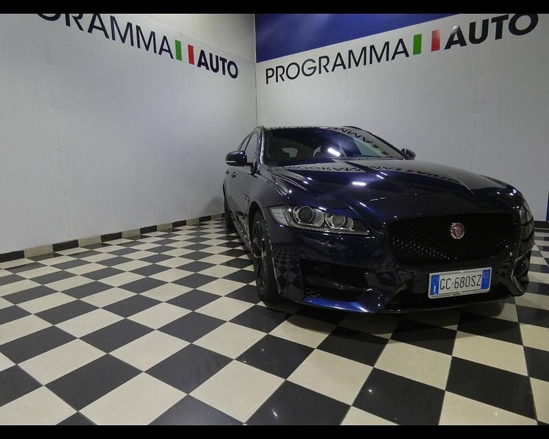 Usata Jaguar XF Sportbrake R-Sport 180 CV (132 kW) 2020 Blu/azzurro Station wagon