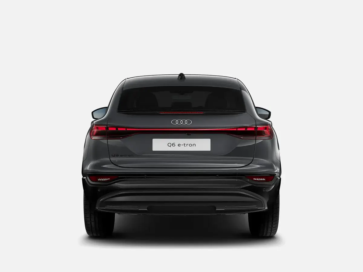 Nuova Audi Q6 Sportback e-tron Advanced 119 kW (163 CV) 2026 Grigio magnete SUV