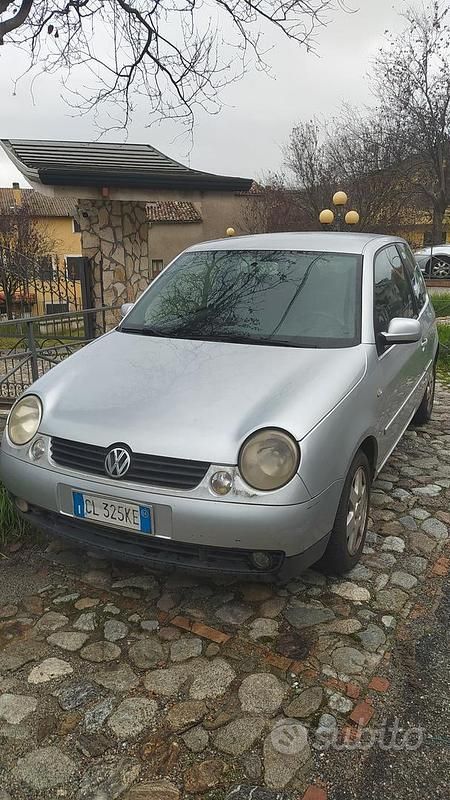 Usata VW Lupo 75 CV (55 kW) 2004 Grigio Utilitaria
