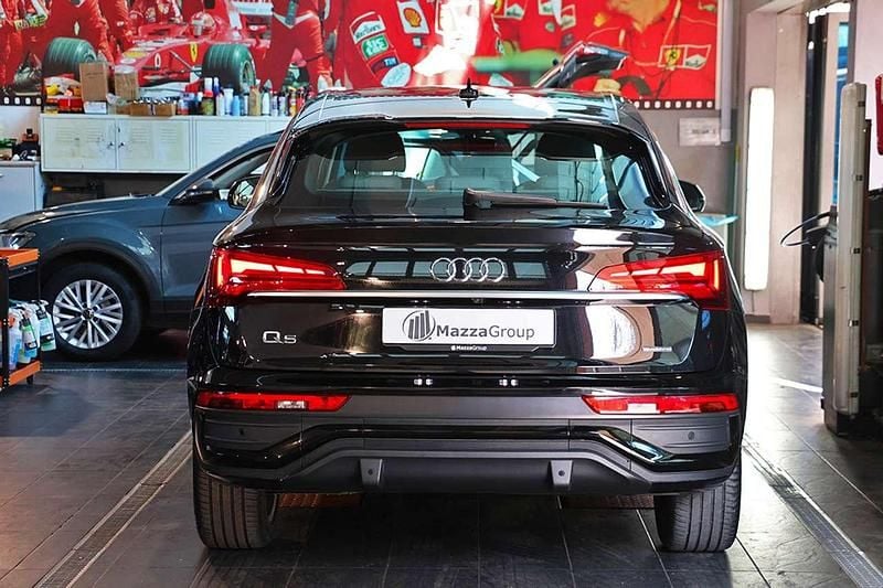 Usata Audi Q5 Sportback Advanced 204 CV (150 kW) 2022 Nero SUV