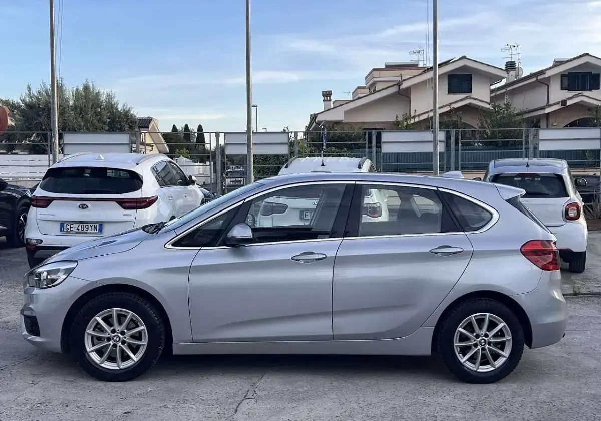 Usata BMW 218 Active Tourer 136 CV (100 kW) 2017 Argento Monovolume