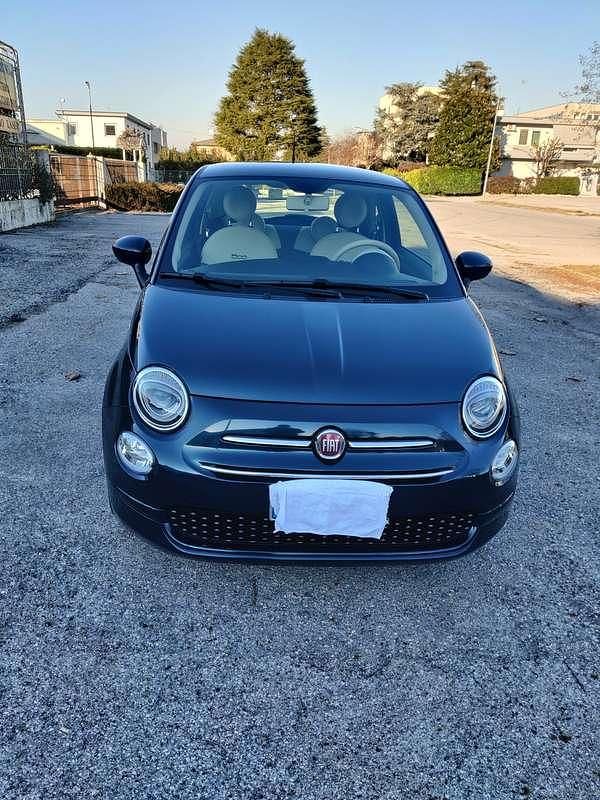 Usata Fiat 500 Lounge 69 CV (50 kW) 2020 Blu/azzurro Utilitaria