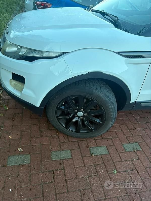 Usata Land Rover Range Rover evoque 150 CV (110 kW) 2012 Bianco SUV