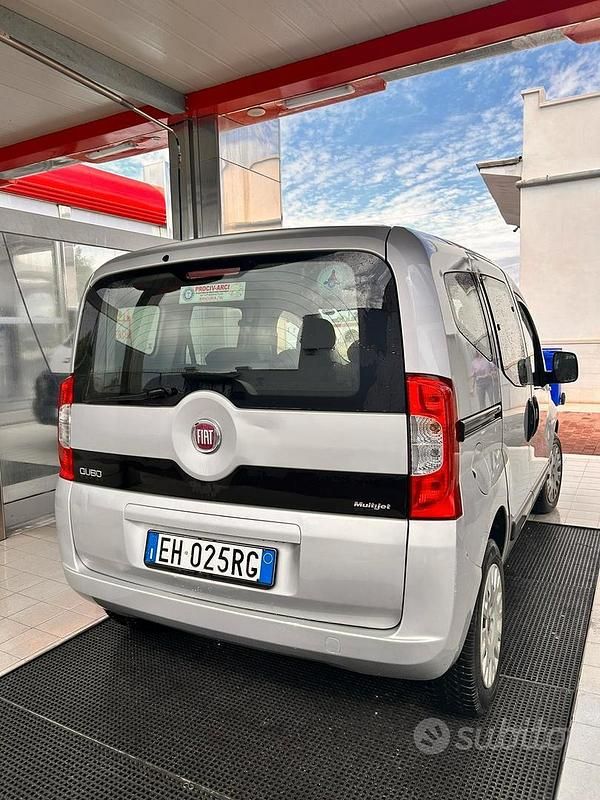 Usata Fiat Qubo Trekking 2011 Grigio Monovolume