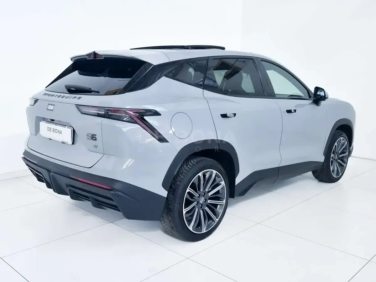 Nuova Sportequipe S6 GT 186 CV (136 kW) 2026 Cloudy grey SUV