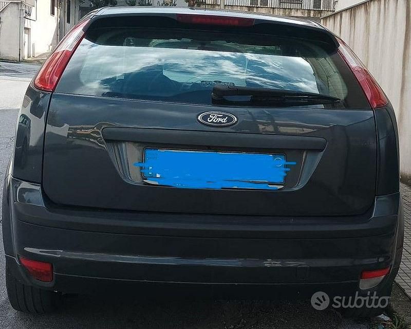 Usata Ford Focus 2007 Grigio Berlina