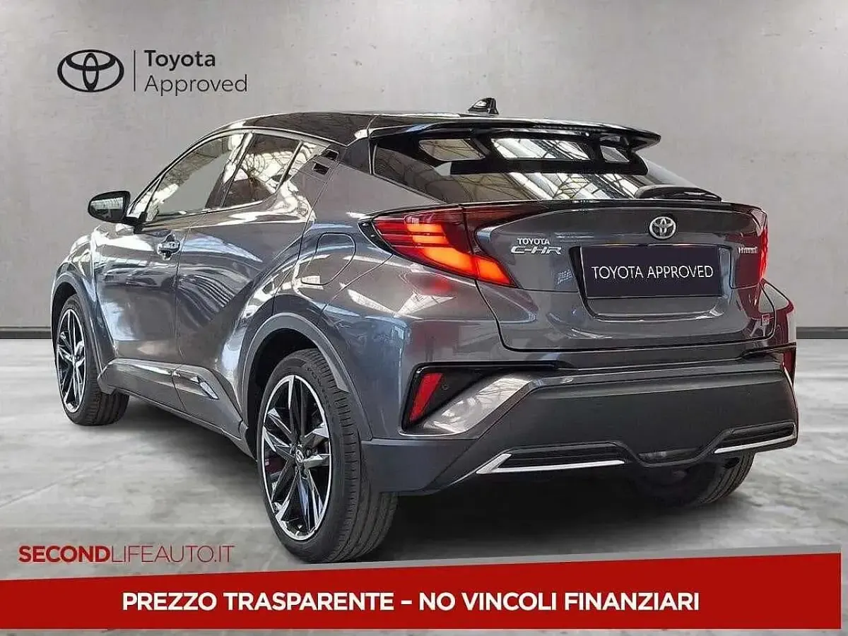 Usata Toyota C-HR Edition 184 CV (135 kW) 2022 Grigio SUV