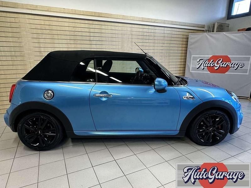 Usata Mini John Cooper Works Cabriolet 192 CV (141 kW) 2019 Blu/azzurro Cabrio