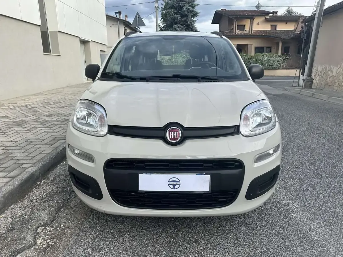 Usata Fiat Panda Easy 84 CV (61 kW) 2015 Beige Utilitaria