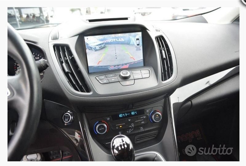 Usata Ford Kuga Titanium 120 CV (88 kW) 2018 Grigio SUV