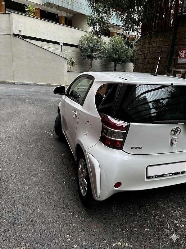 Usata Toyota iQ 68 CV (50 kW) 2009 Utilitaria