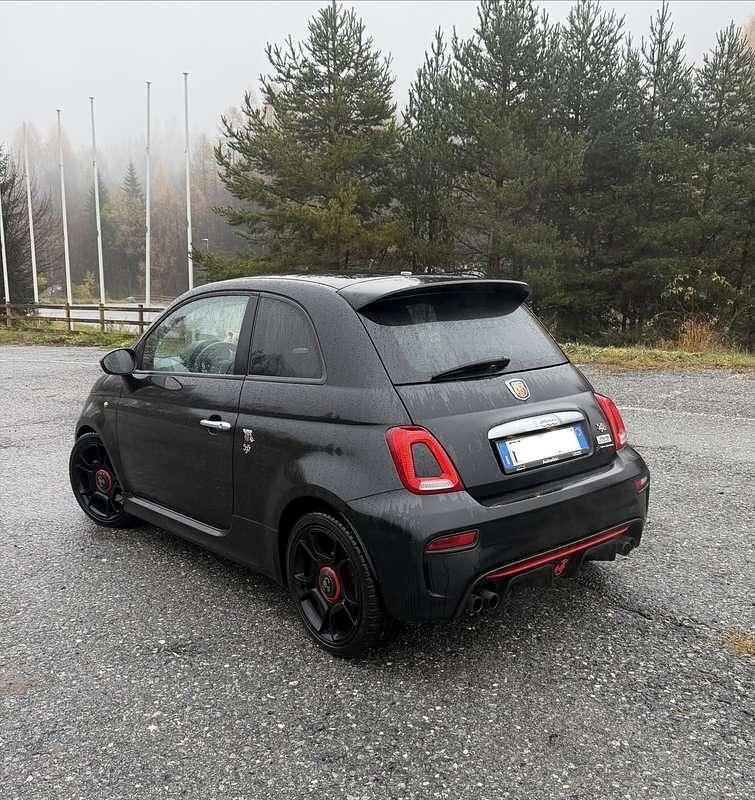 Usata Abarth 595 Pista 166 CV (122 kW) 2019 Nero Berlina