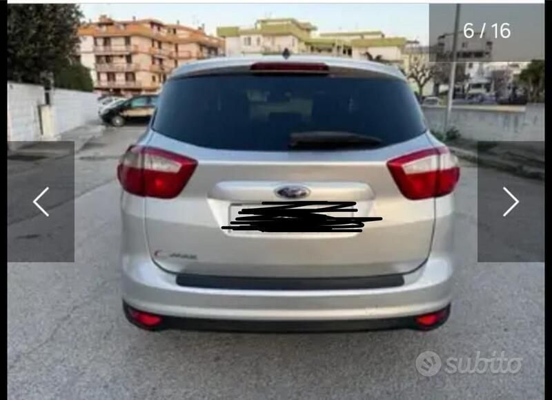 Usata 2013 Ford C-MAX Titanium Monovolume | 6000 € (Buon prezzo) - Immagine 1/4