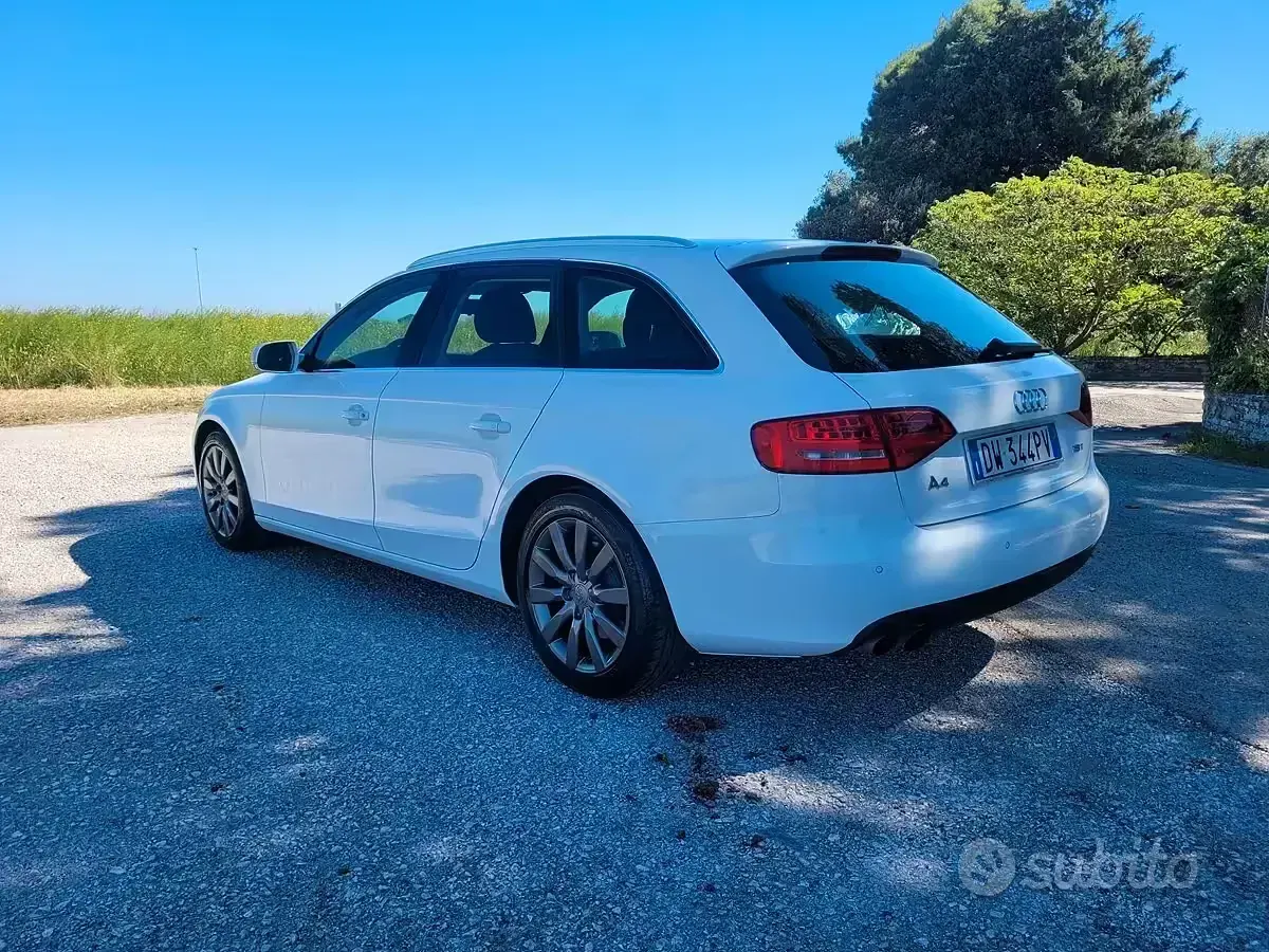 Usata Audi A4 Ambiente 120 CV (88 kW) 2009 Bianco Station wagon