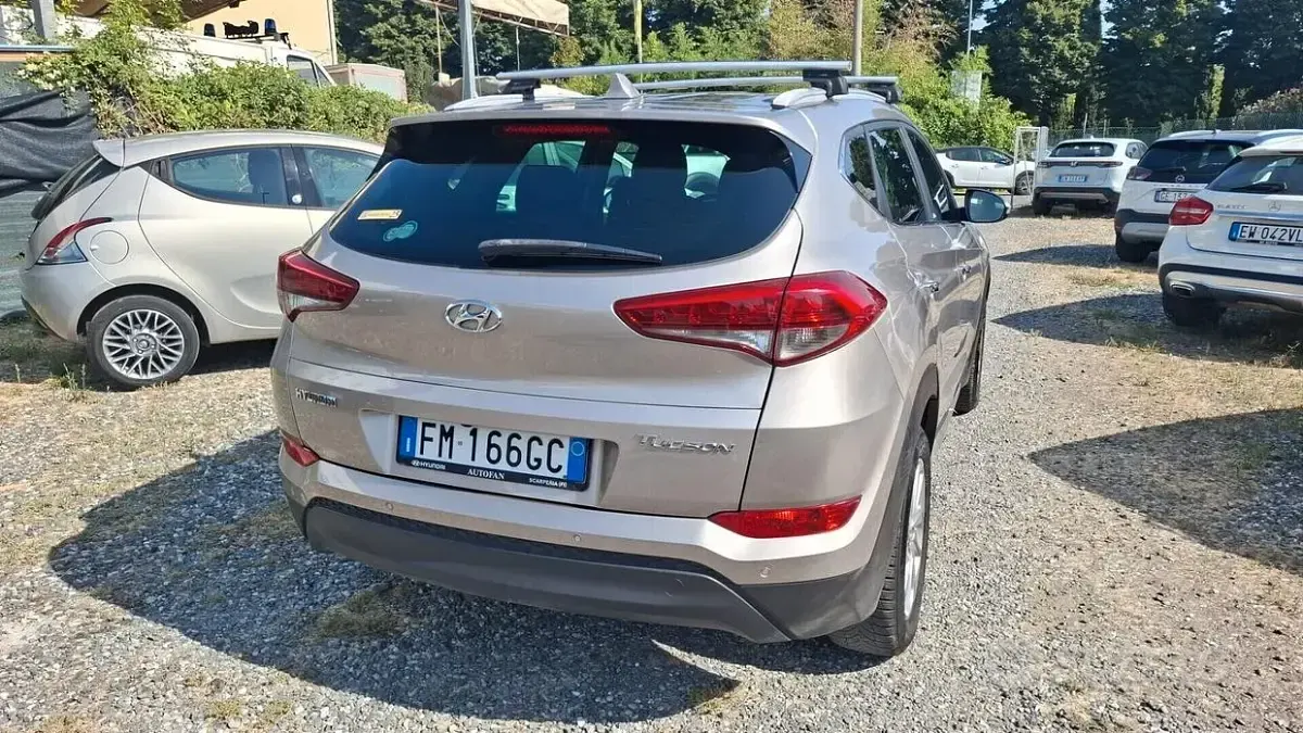 Usata Hyundai Tucson Xpossible 141 CV (103 kW) 2017 Marrone SUV
